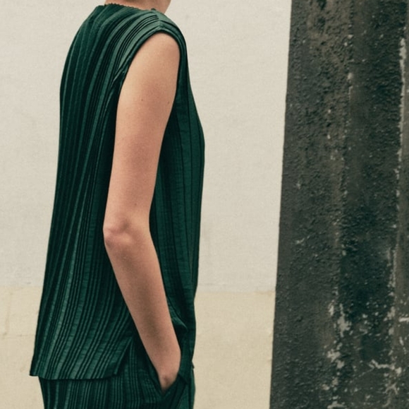 ZARA COLLECTION PLEATED SHIRT - Picture 4 of 16